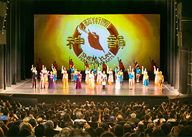 Image for article Shen Yun Shares “Ancient Wealth” Across Mexico and Midwestern U.S.